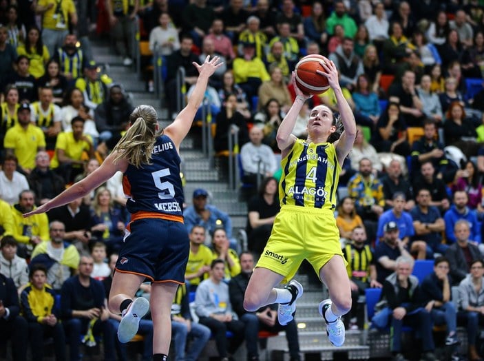 Kadınlar EuroLeague’de Fenerbahçe şampiyon oldu