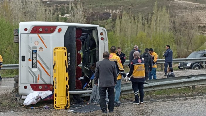 Sivas’ta otobüs kazası: 8 yaralı #1