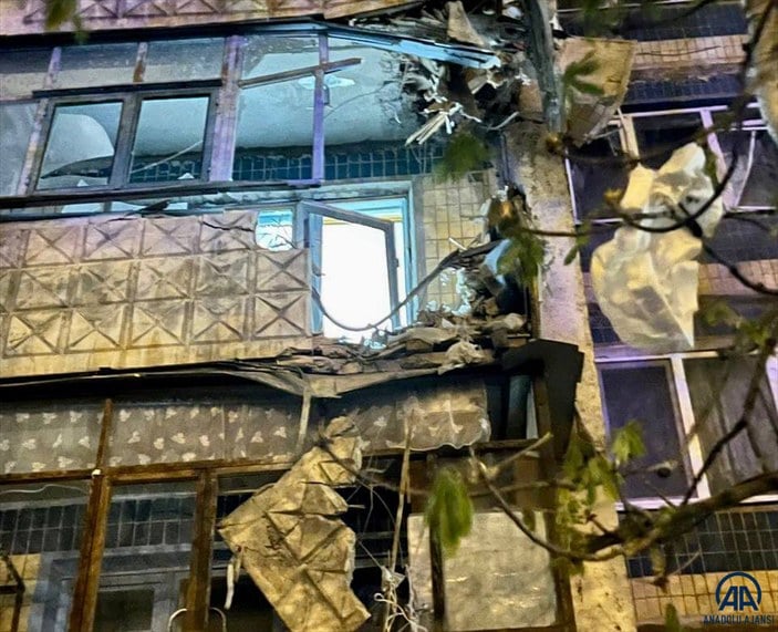 Rusya’da savaş uçağından şehir merkezine mühimmat düştü #3