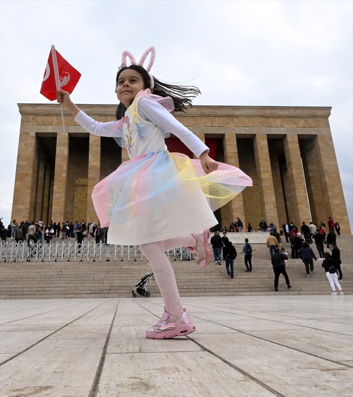 23 Nisan Anıtkabir'de coşkuyla kutlanıyor