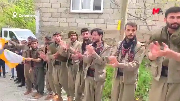 Hakkari'de HDP'li milletvekili adayları, PKK'lı teröristler tarafından karşılandı
