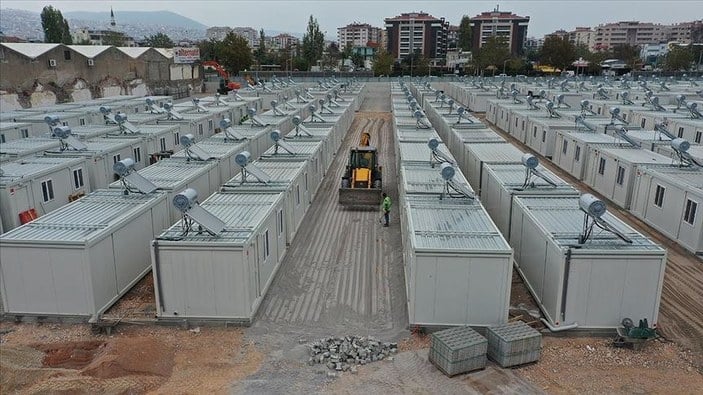 Kahramanmaraş merkezli depremlerden etkilenen kentlerde konteyner sayısı 75 bini aştı