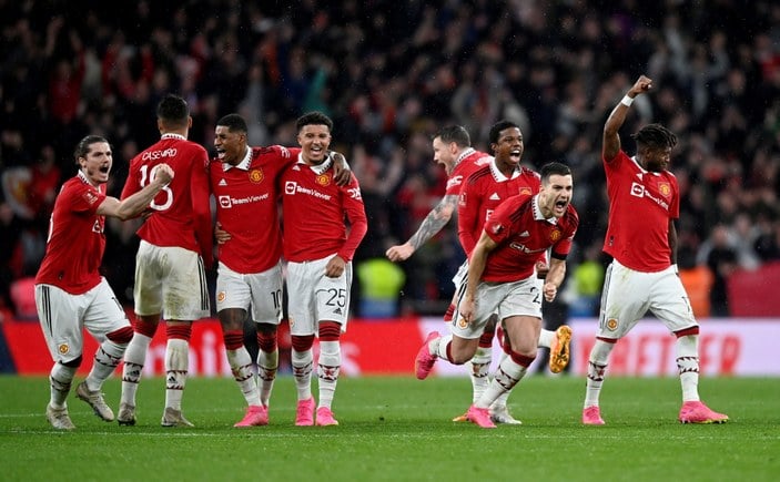 Manchester United, İngiltere FA Cup'ta finalde