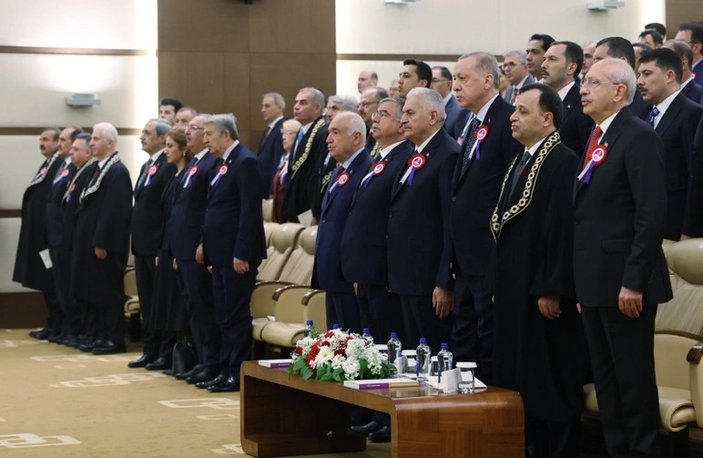 AYM töreninde soğuk rüzgarlar: Cumhurbaşkanı Erdoğan, Kemal Kılıçdaroğlu'nun elini sıkmadı