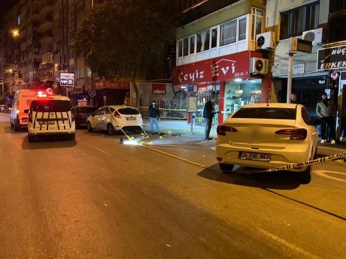 İzmir'de bıçaklı ve silahlı saldırıya uğrayan şahıs yaşamını yitirdi