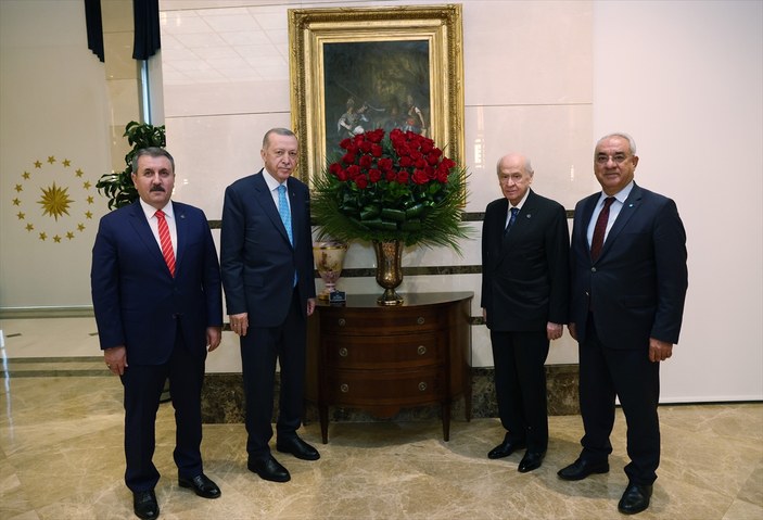 İttifak ortaklarından Cumhurbaşkanı Erdoğan'a geçmiş olsun ziyareti