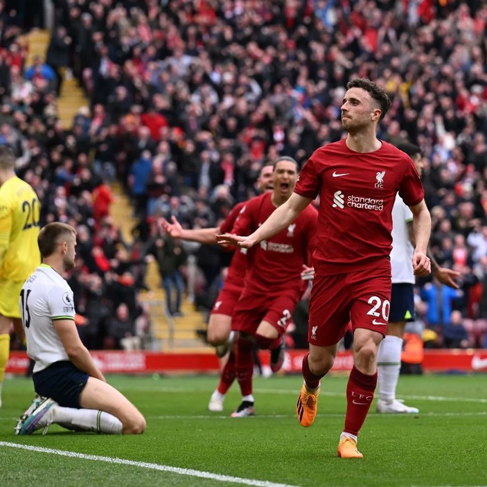 Liverpool, 7 gollü maçta Tottenham'ı devirdi