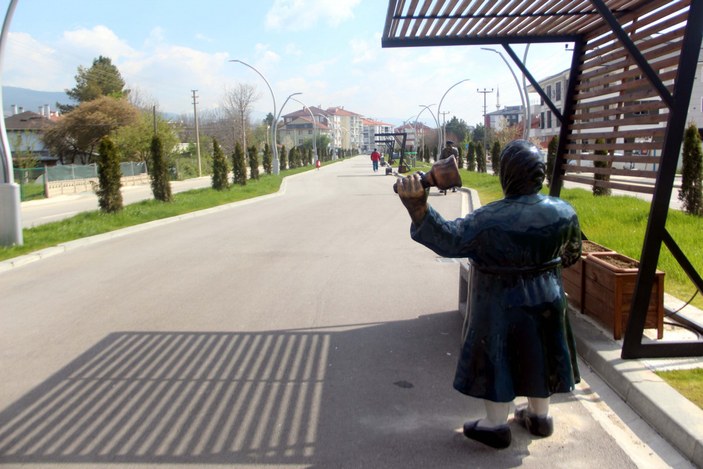 Tanju Özcan'ın çalındı dediği heykel belediyeden çıktı