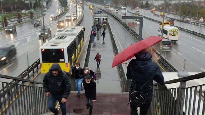 Meteorolojiden İstanbul için kuvvetli yağış uyarısı geldi