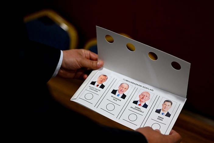 YSK temsili oy kullanma kabini kurdu! Oy verme süreci anlatıldı