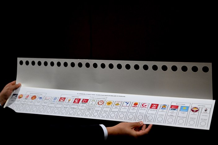 YSK temsili oy kullanma kabini kurdu! Oy verme süreci anlatıldı