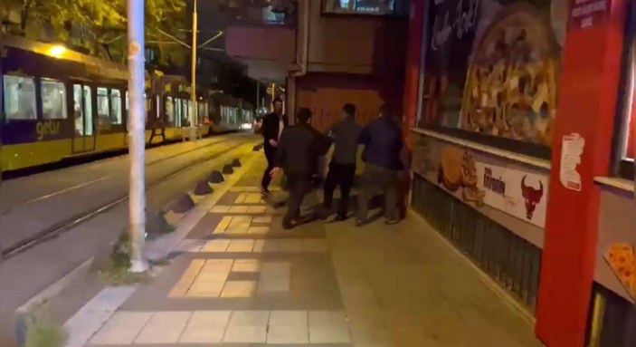 CHP'nin Beşiktaş'taki saldırı iddiası: Isınmak için çadıra giren şahsın akli dengesi bozuk şahıs çıktı