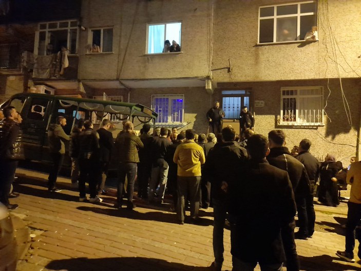 Zeytinburnu'nda ailesinin haber alamadığı kişi evde ölü bulundu #1
