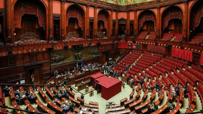 İtalya'da başkanlık sistemine geçiş tartışılıyor