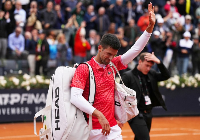 Novak Djokovic, Roma Açık'a çeyrek finalde veda etti