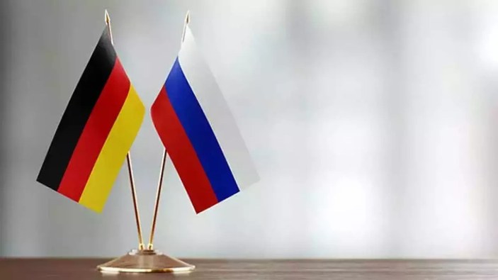 Rusya'dan, Almanya’ya “diplomat” misillemesi