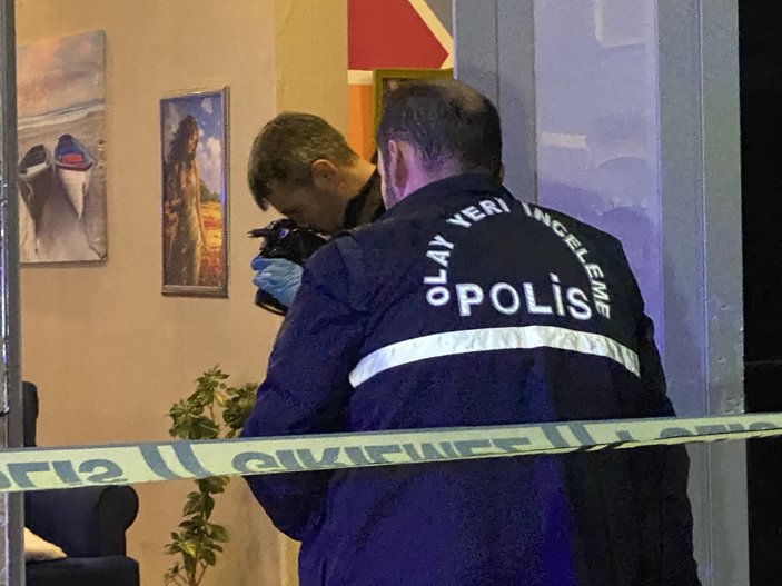Uşak'ta masaj salonunda silahlı kavga: 1 ölü, 1 yaralı