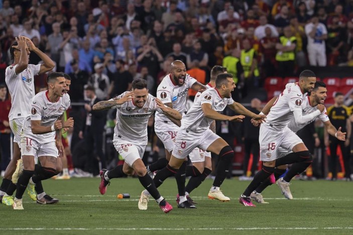 Roma'yı penaltı atışlarıyla yenen Sevilla, 7. kez UEFA Avrupa Ligi şampiyonu oldu