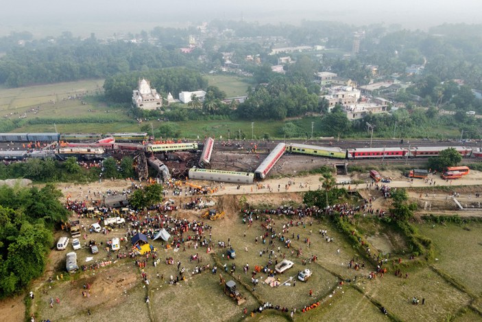 Hindistan'da feci tren kazası