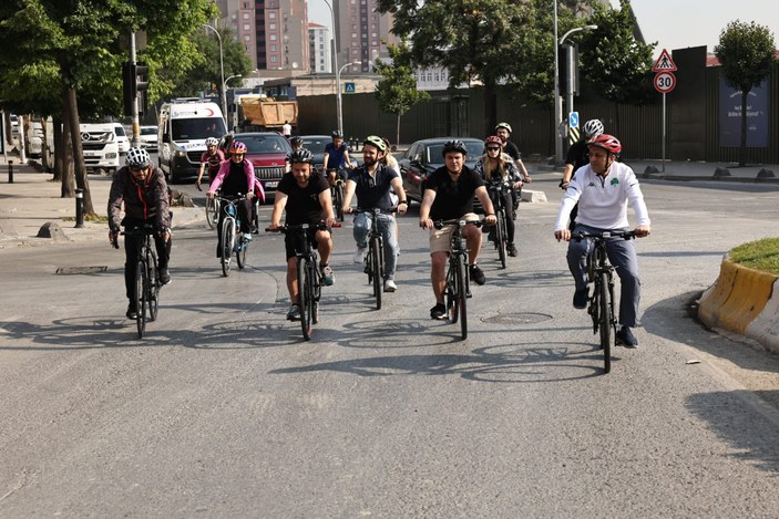 Bağcılar Belediyesi'nden farkındalık yaratan organizasyon: Çevre için pedal çevirdiler