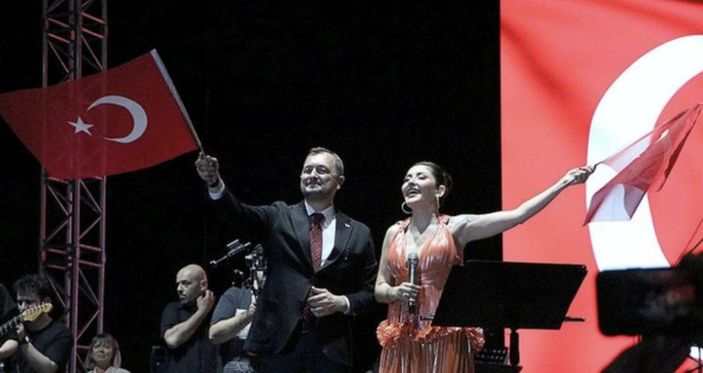 Süleymanpaşa Belediye Başkanı Cüneyt Yüksel görevden alındı