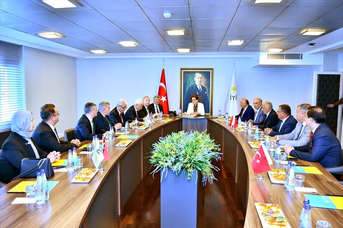 İyi Parti il başkanlarından Genel Başkan Meral Akşener'e destek