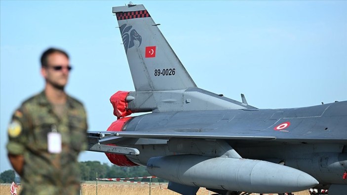 natonun air defender tatbikatinda turk pilotlar takdir topladi 5b262835