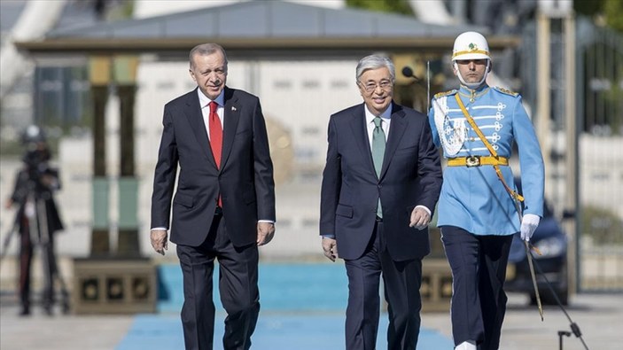 Cumhurbaşkanı Erdoğan'ın liderlerle bayram diplomasisi sürüyor