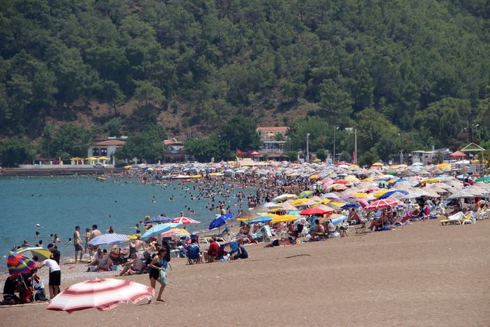 Bayram tatilinin gözdesi Olimpos, 'çöp'le doldu #3