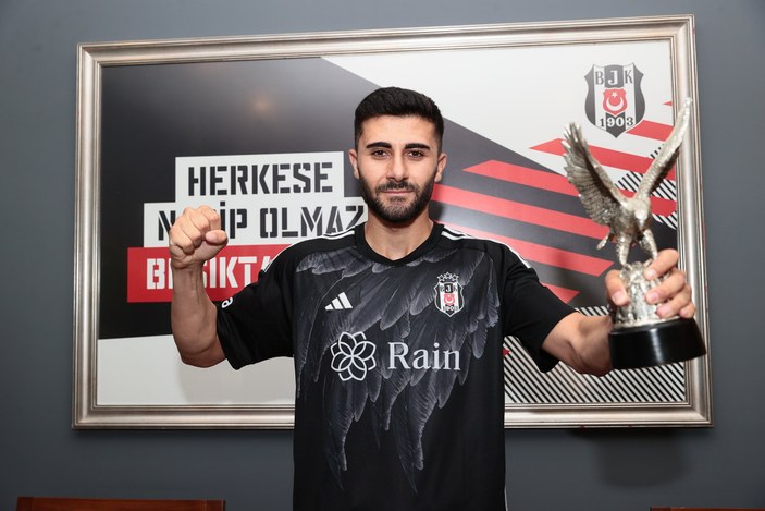 Beşiktaş, Emrecan Bulut'u transfer etti
