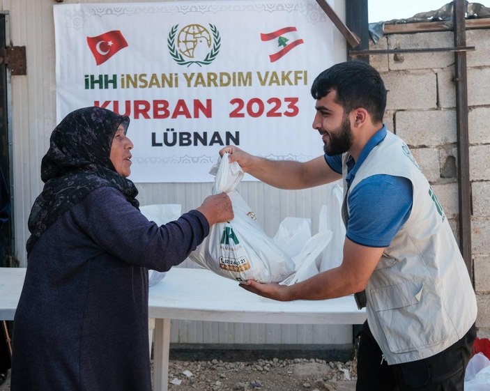 İHH, ihtiyaç sahiplerinin yüzünü Kurban Bayramı’nda güldürdü