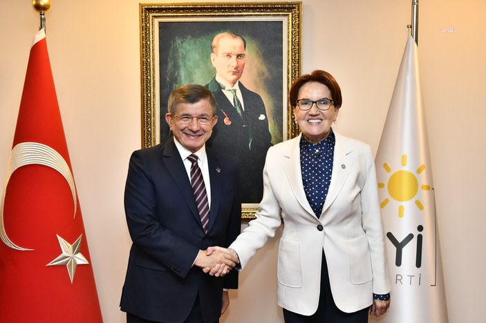 Meral Akşener, Ahmet Davutoğlu