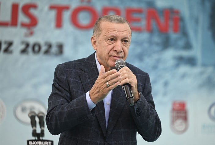 Cumhurbaşkanı Erdoğan: Emekliye yüzde 25 oranında zam