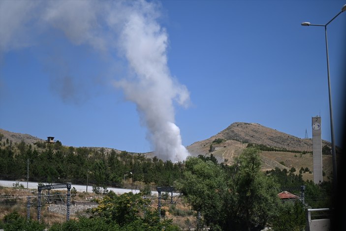 Ankara'da MKE fabrikasında patlama! Yaralılar var