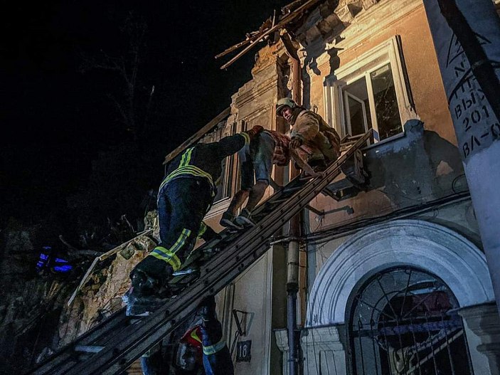 Rusya, Odessa’yı vurdu: 1 ölü, 22 yaralı #5