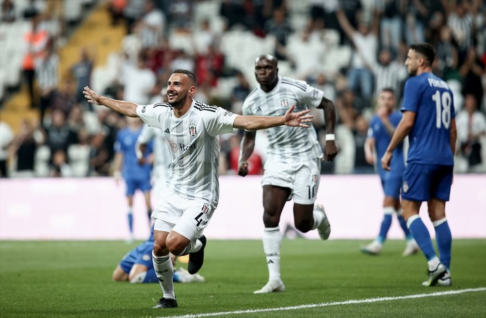 Beşiktaş, Tirana'yı 3-1 mağlup etti