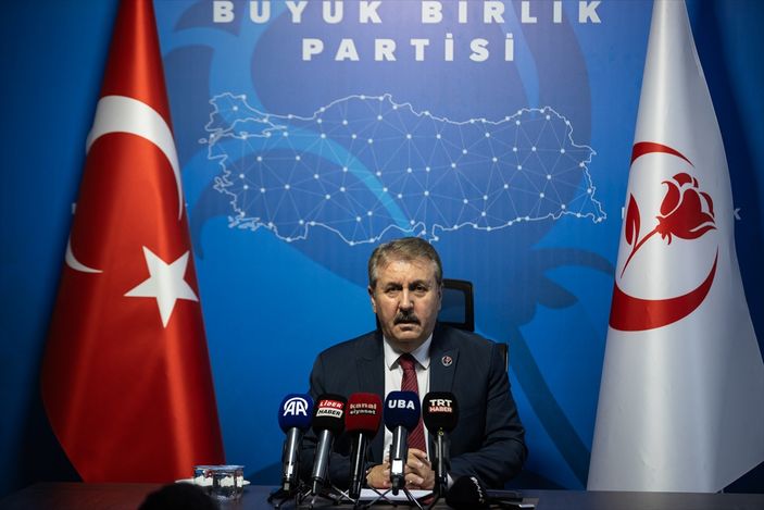 Mustafa Destici: Ocak ayını beklemeden emeklimize zam verilmesini arzu ediyoruz