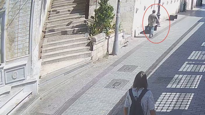 �stanbul'da kedilere kezzap ve asitle zarar veren sald�rgana para cezas� verildi