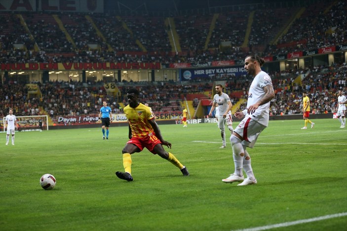 Kayserispor - Galatasaray maçında gol sesi çıkmadı