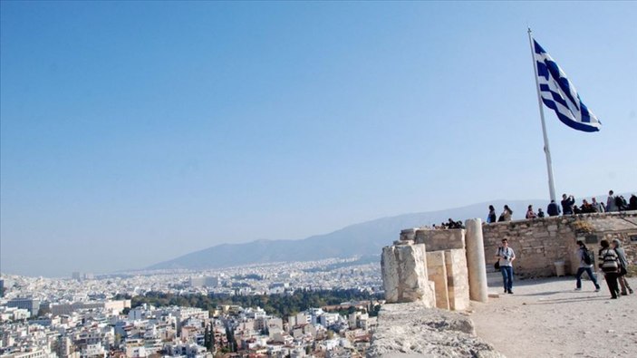 Yunanistan'da turizm döneminde sağlık sektörü yetersiz kaldı