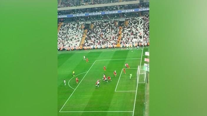 Beşiktaş'ın iptal edilen golüne Omar Colley, itiraz etti