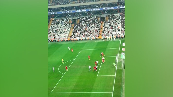 Beşiktaş'ın iptal edilen golüne Omar Colley, itiraz etti