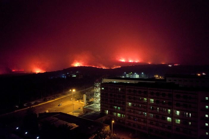 Yunanistan'daki orman yangınında 18 göçmen ölü bulundu