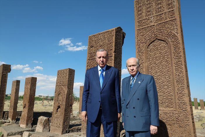 Malazgirt Zaferi'nin 952. yıl dönümü! Cumhurbaşkanı Erdoğan, Ahlat'taki programa katıldı