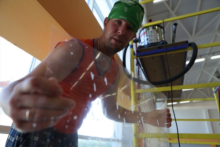 Rusya'da okullarda yeni dönem başlamadan güvenlik tedbirleri alındı