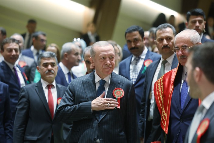Cumhurbaşkanı Erdoğan: Adalet mahkemede tecelli edecek sosyal medyada değil