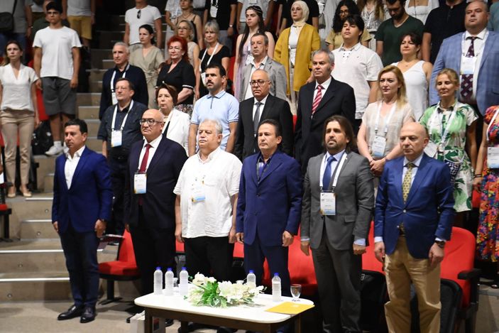 Şadi Yazıcı, temel bilimlerin önemini anlattı