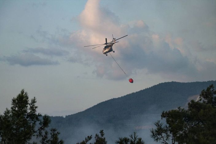 Bursa orman yangınında 2'nci gün! Havadan ve karadan müdahale sürüyor