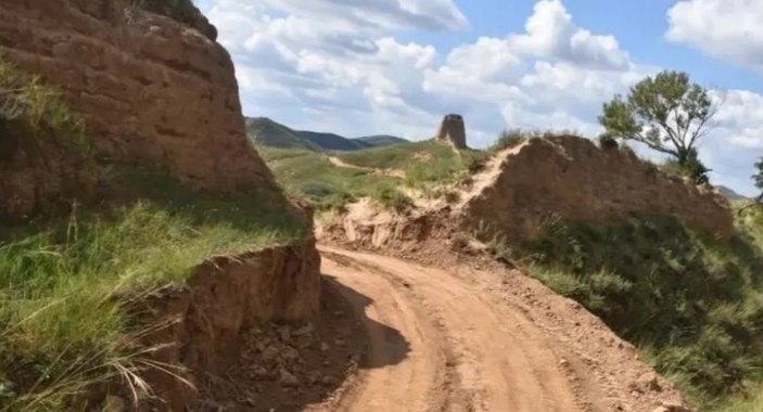 Çin'de büyük skandal! Çin Seddi'ni yıkan işçiler gözaltına alındı