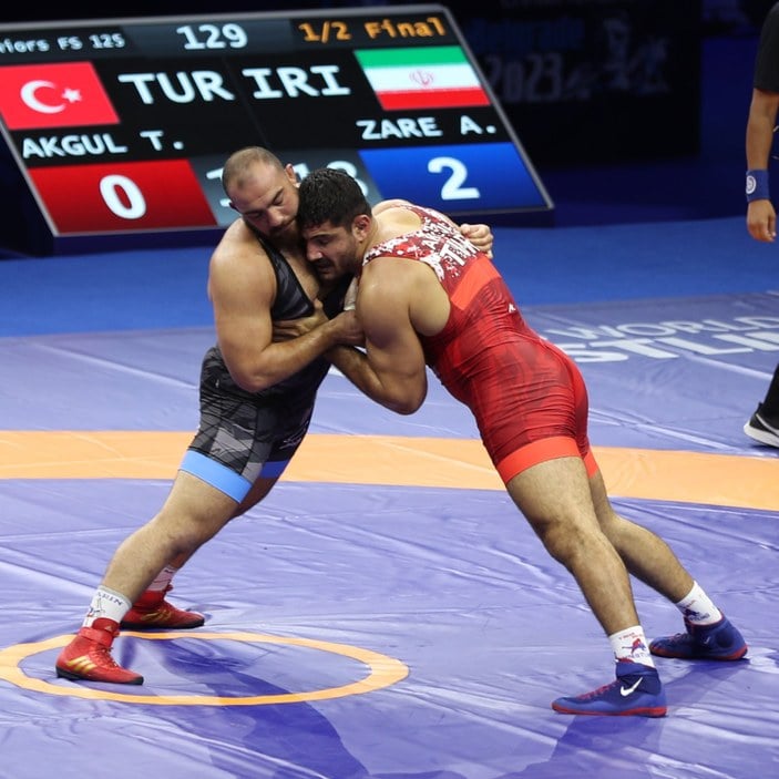 Taha Akgül Dünya Şampiyonası'nda final şansını kaybetti